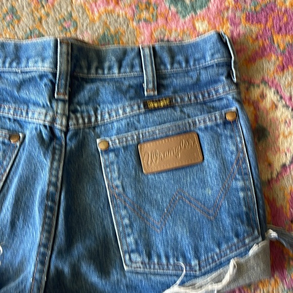 Wrangler Blue Jean Shorts - Picture 3 of 5